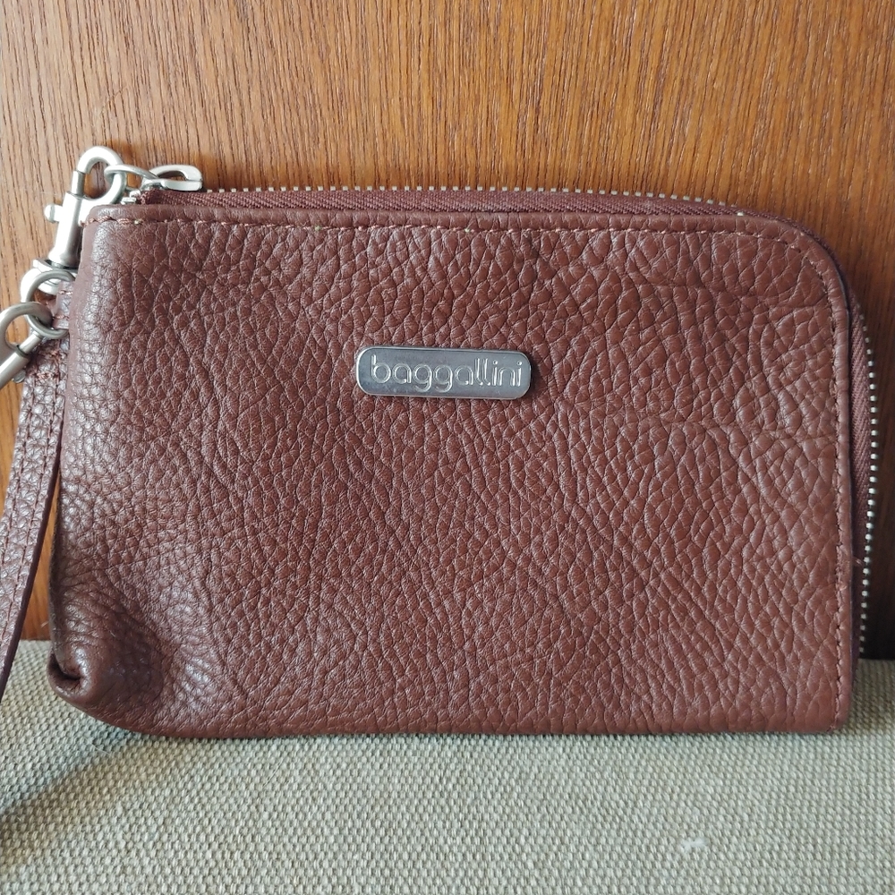 Baggallini Wristlet Wallet